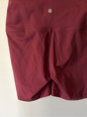Women's High-Rise Burgundy Active Shorts